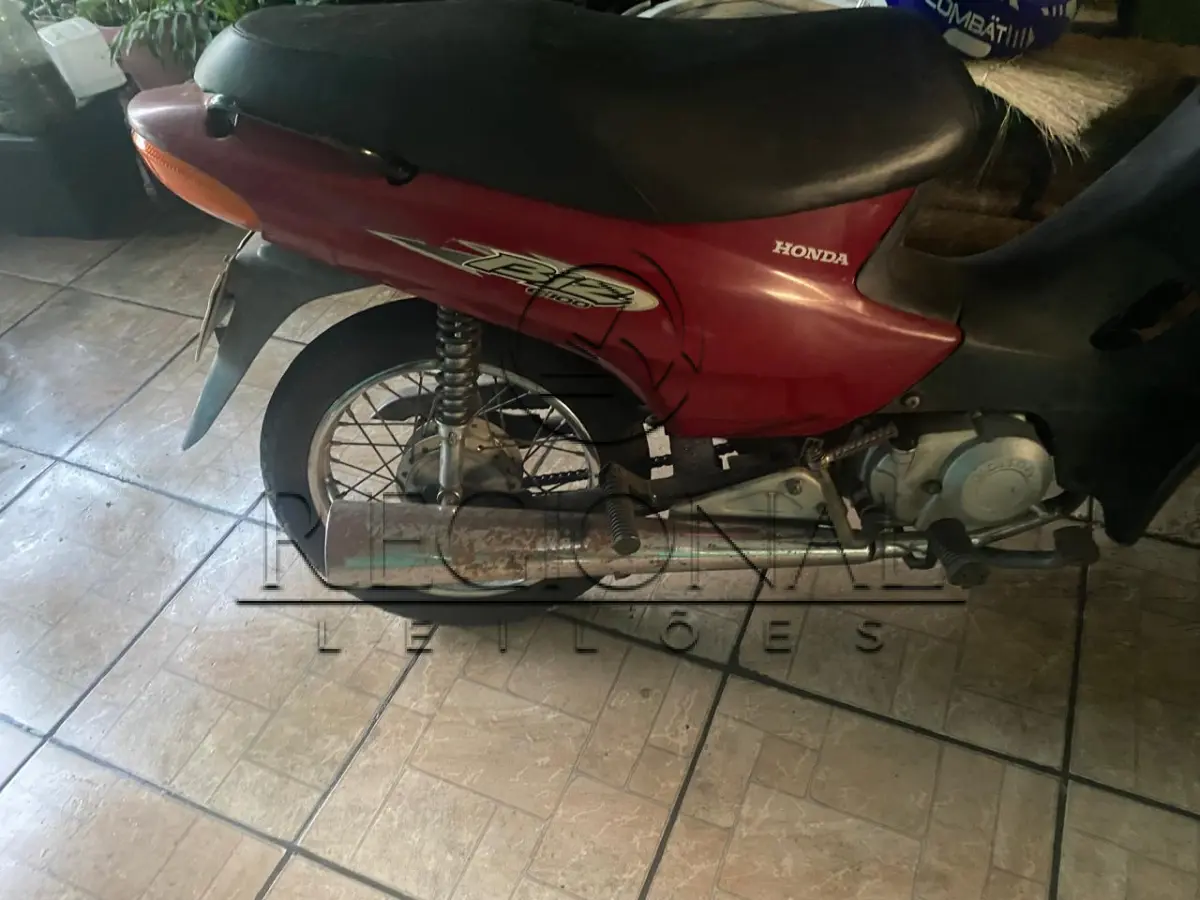 LOTE 001 - HONDA/C100 BIZ 2004/2005