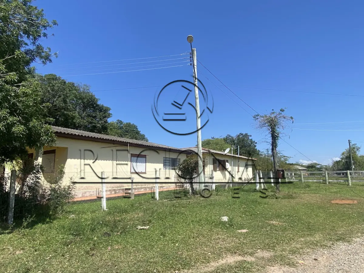LOTE 001 - 9HA 4.171,00M2 DE TERRAS COM BENFEITORIAS (BUTIA/RS)