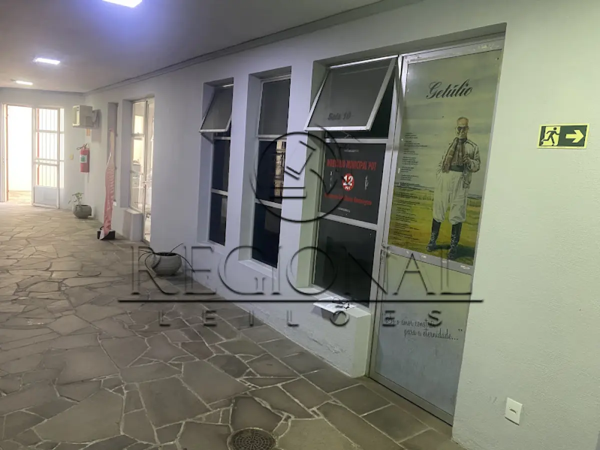 LOTE 009 - LOJA 10 ED RIOGRANDENSE (MONTENEGRO/RS)