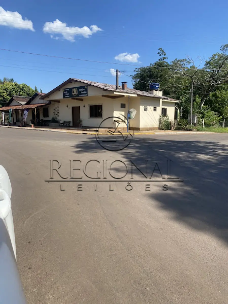 LOTE 001 - TERRENO E BENFEITORIAS (BROCHIER/RS)