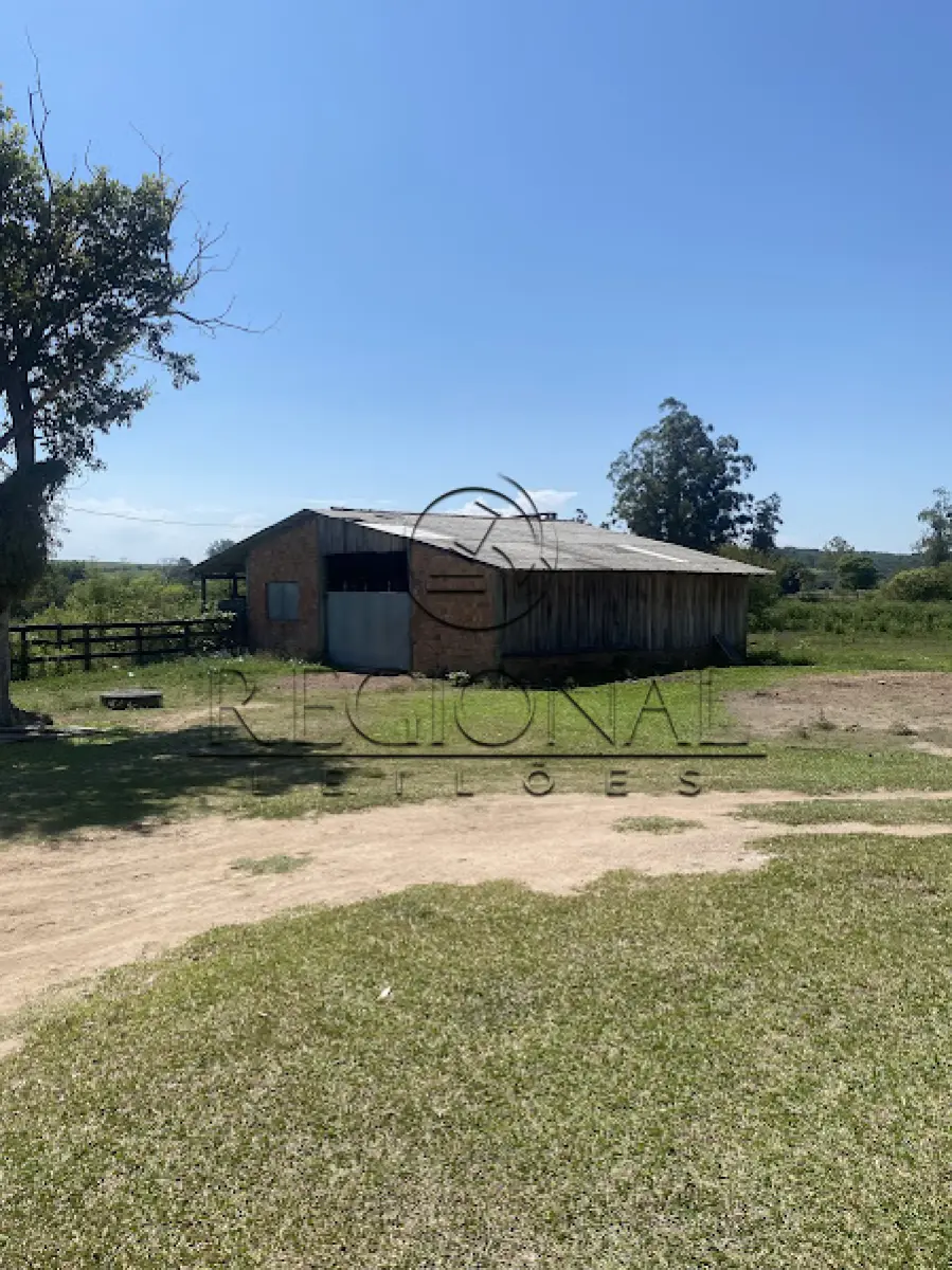 LOTE 001 - 9HA 4.171,00M2 DE TERRAS COM BENFEITORIAS (BUTIA/RS)
