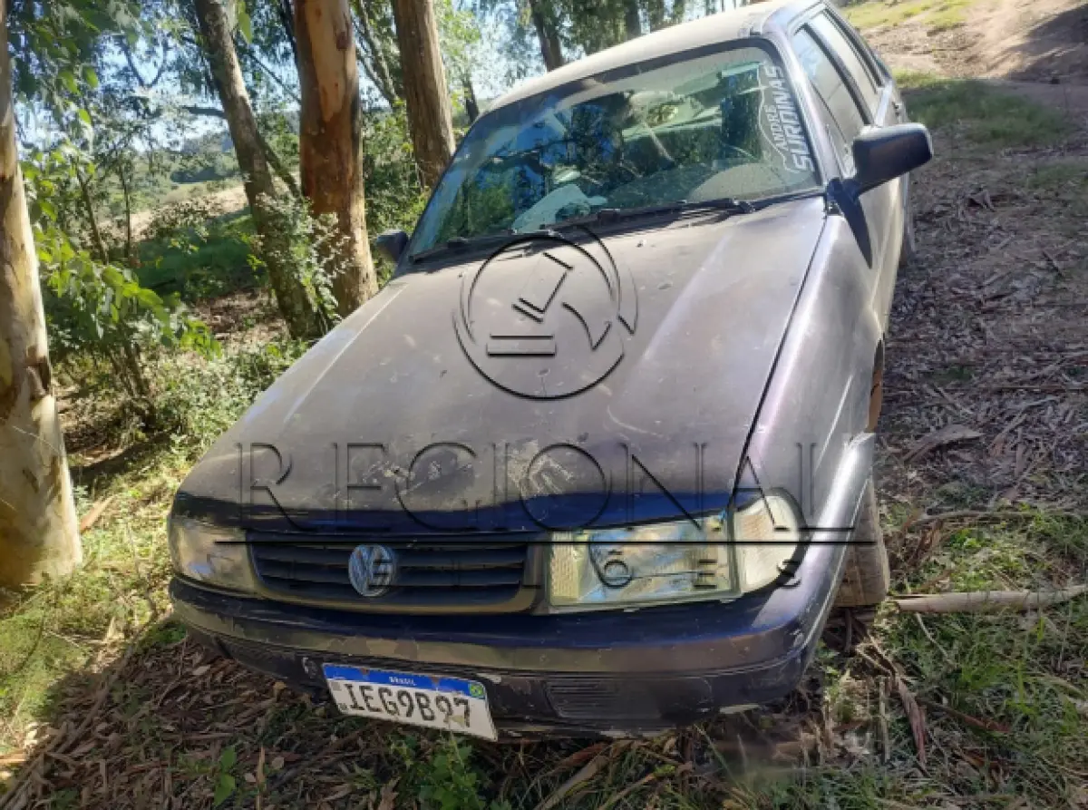 LOTE 005 - VW/SANTANA CL 1800 I 1995/1996 (CANGUÇU/RS)