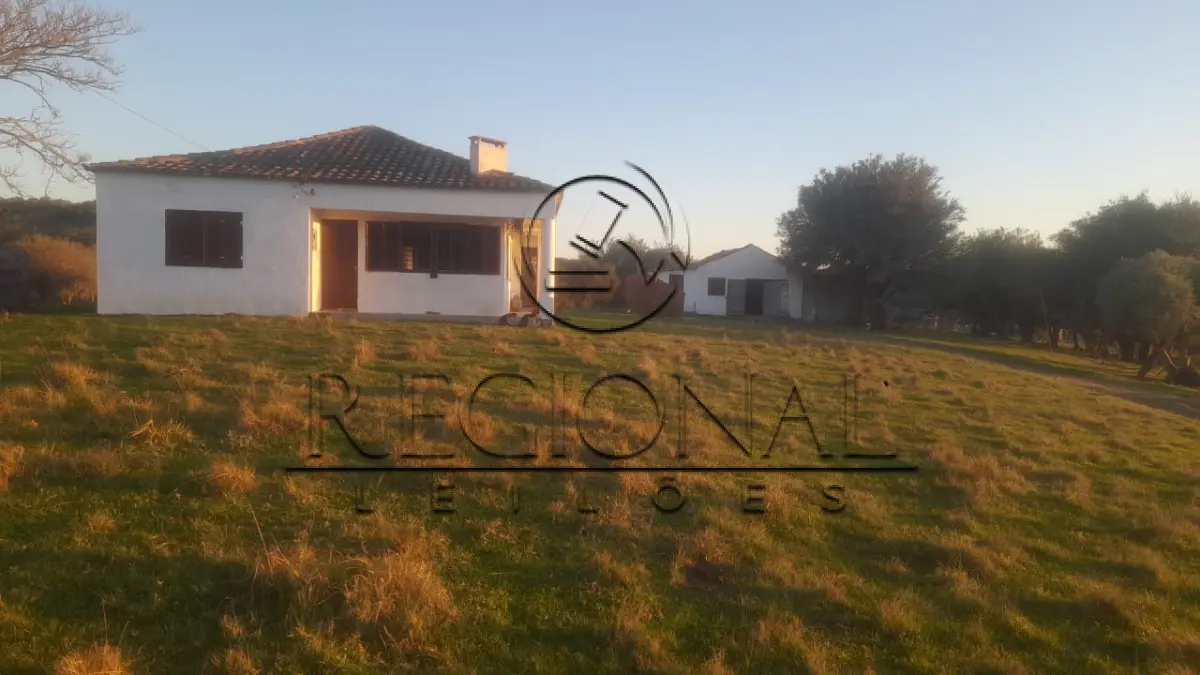 LOTE 015 - AREA DE TERRAS COM 75,51 HA E BENFEITORIAS (PIRATINI/RS)