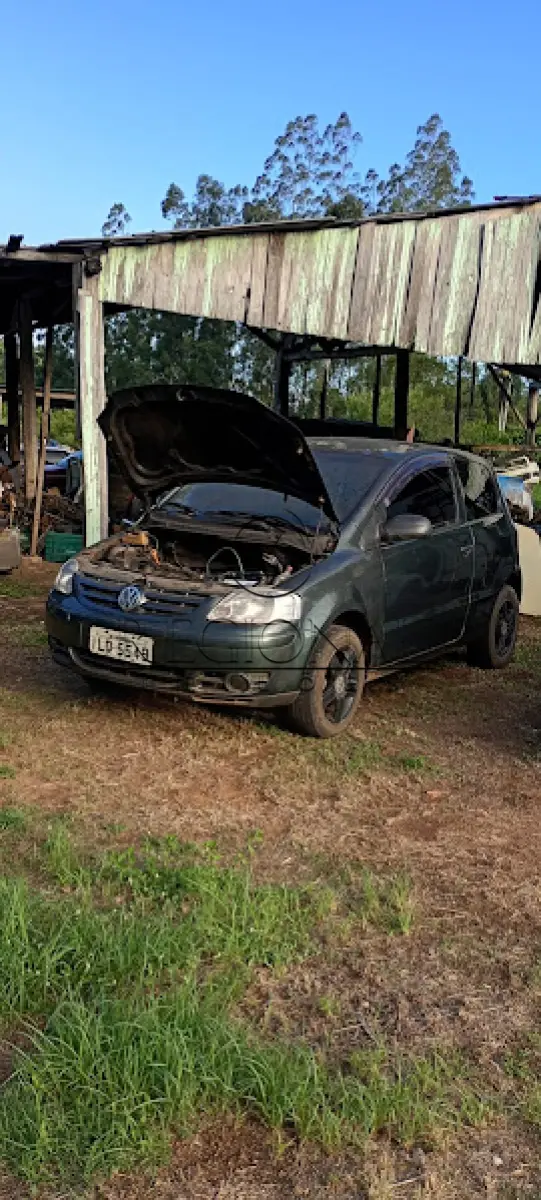 LOTE 001 - VW/FOX 1.0 2004/2004 (MONTENEGRO/RS)
