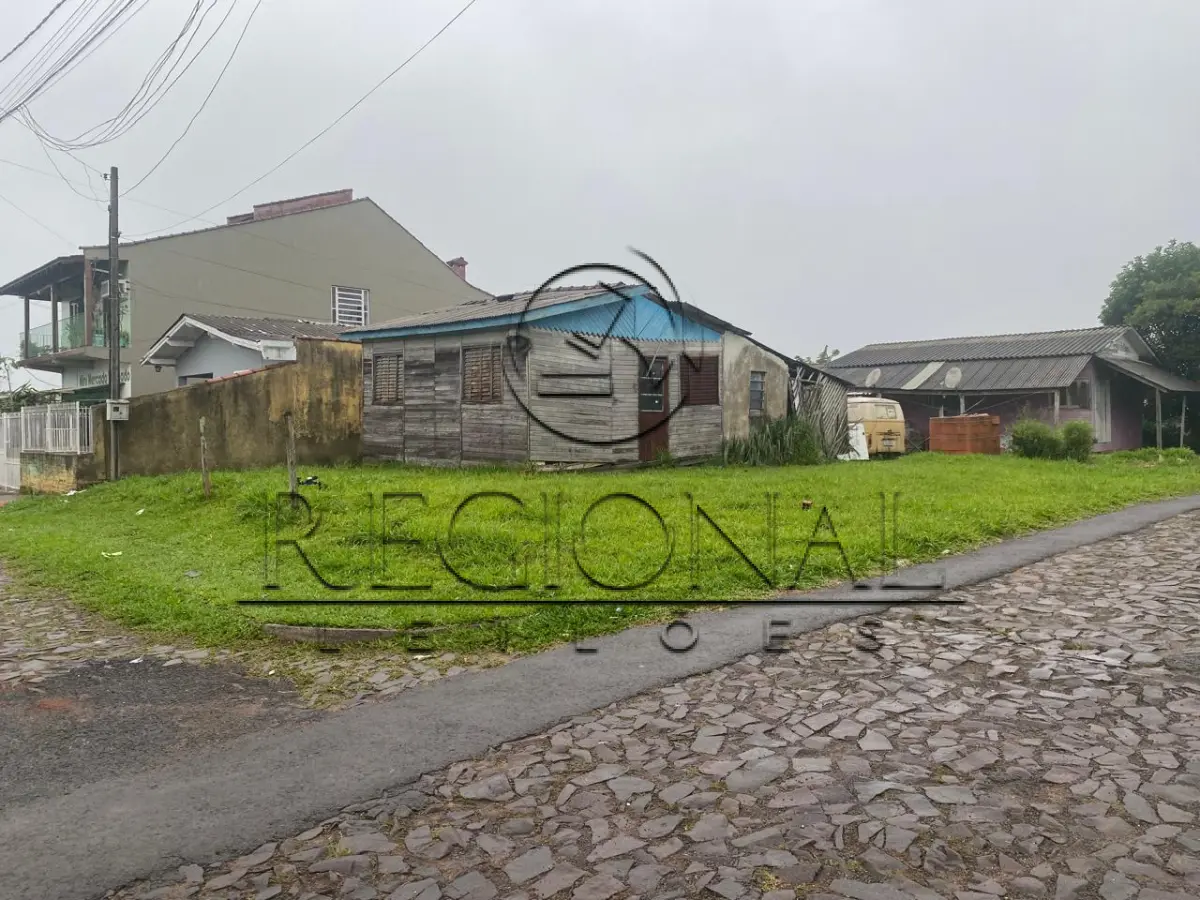 LOTE 005 - CASA DE MADEIRA (MONTENEGRO/RS)