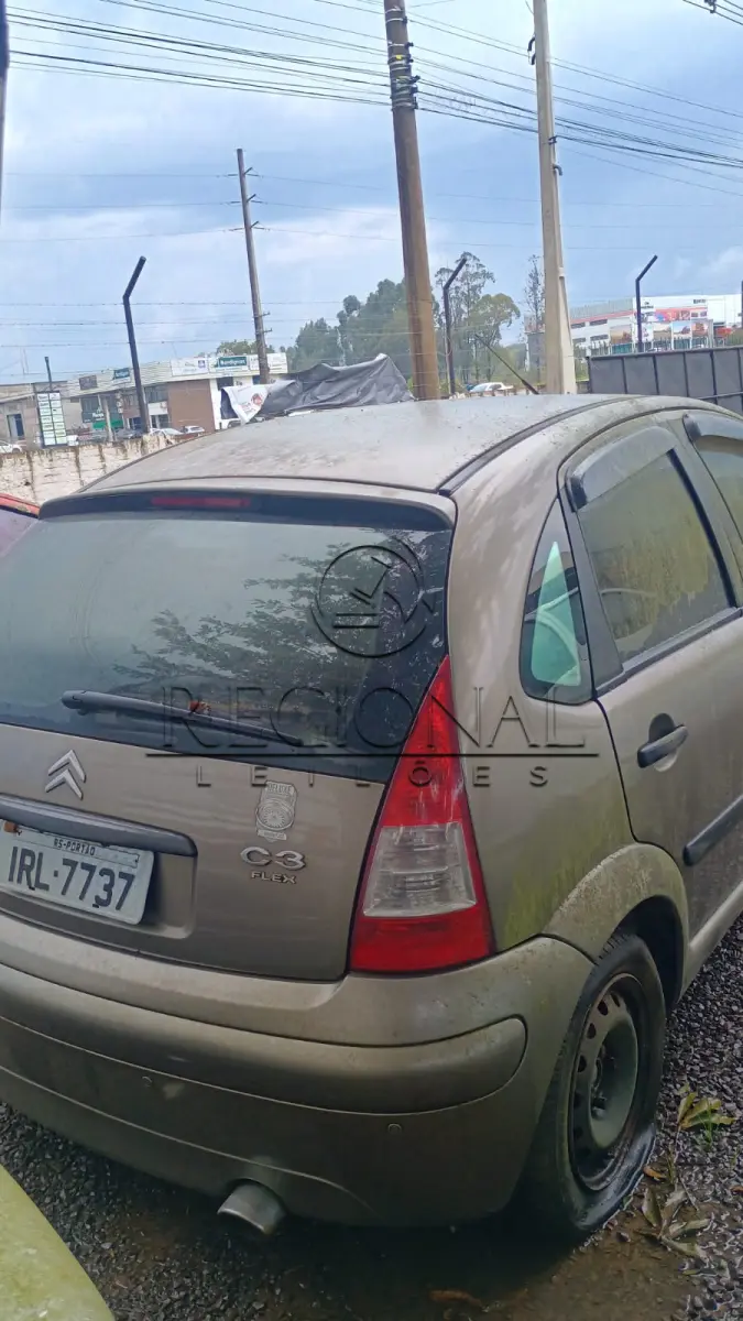 LOTE 022 - CITROEN C3 GLX 1.4 Flex 2010/2011