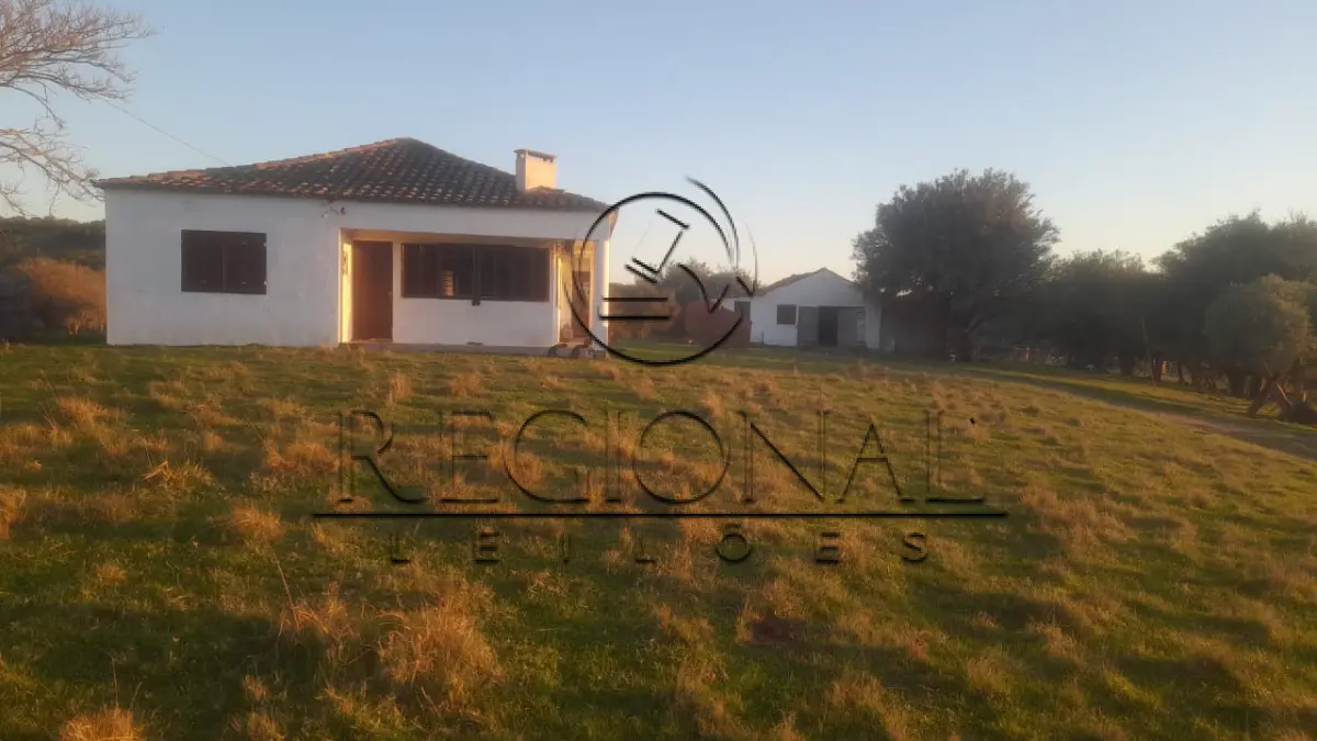 LOTE 015 - AREA DE TERRAS COM 75,51 HA E BENFEITORIAS (PIRATINI/RS)