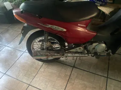 LOTE 001 - HONDA/C100 BIZ 2004/2005