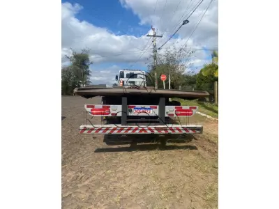 LOTE 002 - VW/24.250 CNC 6X2 2007/2007 (MONTENEGRO/RS)