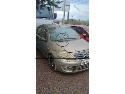 LOTE 014 - CITROEN C3 GLX 1.4 Flex 2010/2011