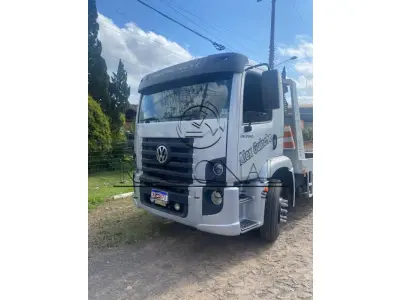 LOTE 002 - VW/24.250 CNC 6X2 2007/2007 (MONTENEGRO/RS)