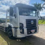 LOTE 002 - VW/24.250 CNC 6X2 2007/2007 (MONTENEGRO/RS)